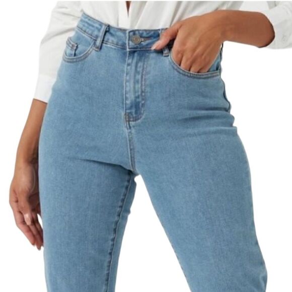 Misguided Comfort Stretch Straight Leg Jeans Size 16 or W34 NWT - Picture 6 of 7